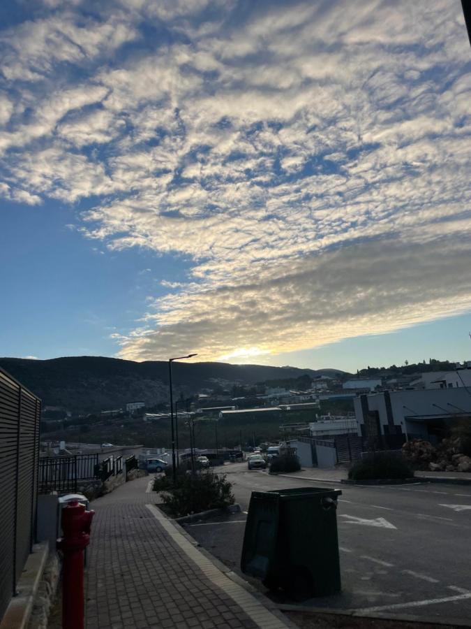 סוויטות נוף שקיעה 호텔 Peqi'in Hadasha 외부 사진
